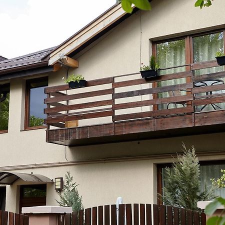 Apartament Rozelor Brasov Exterior photo