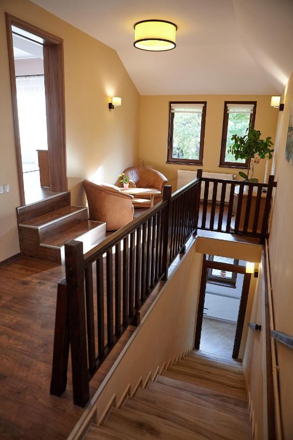 Apartament Rozelor Brasov Exterior photo