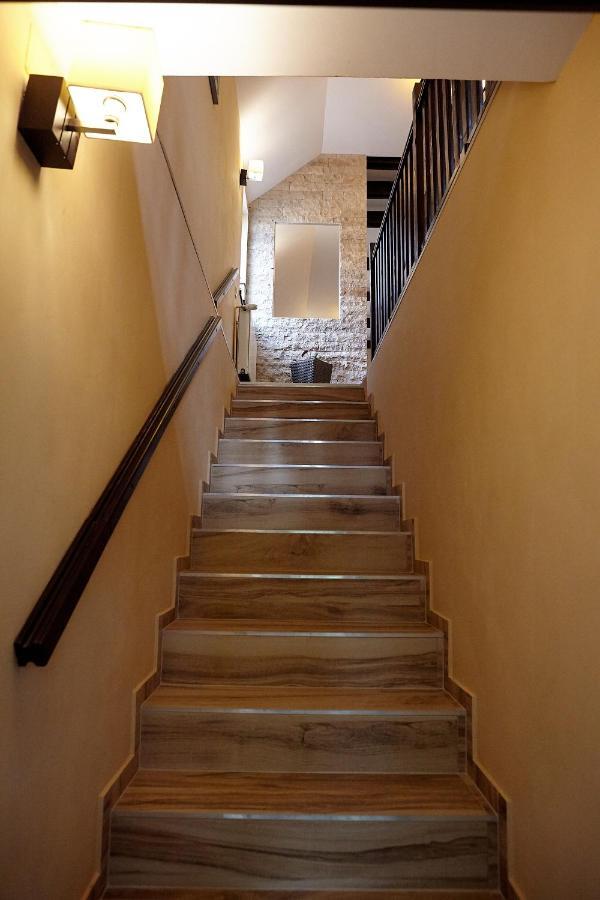 Apartament Rozelor Brasov Exterior photo